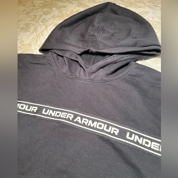 Under Armour Rival Logo Cropped Pullover Hoodie, size medium - Picture 2 of 11